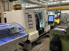 DMG Mori CLX 450 als Doppelspindler mit Stangenlader